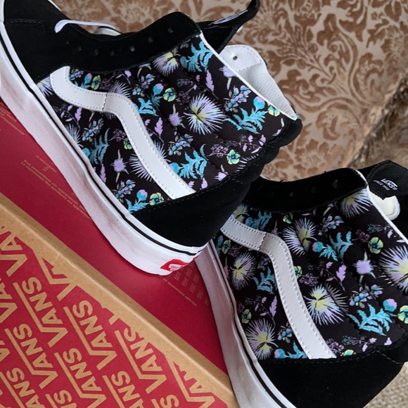 Vans Sk8-Hi Paradise Floral Black/True White Men’s - Picture 15 of 16